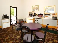 Days Inn & Suites by Wyndham Casey Hotels in Casey