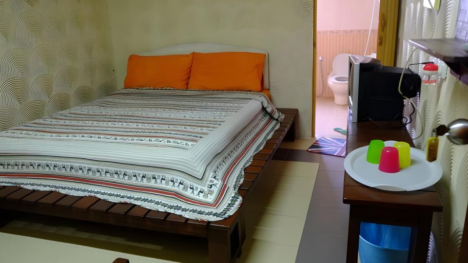 TNT Novelty Vacation House