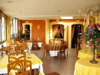 Hôtel le Roi Gourmand Hotels in Mazeres