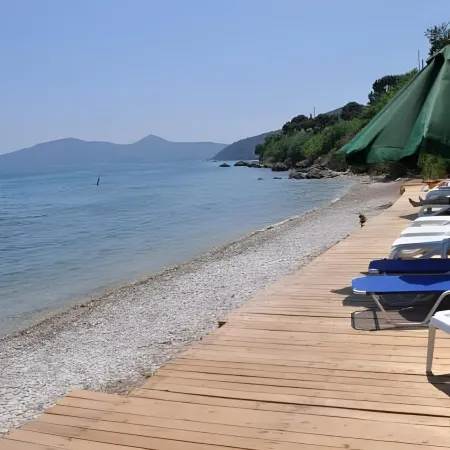 Aurora Beach Hotel