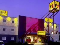 Hotelf1 Dole Hotels in Pesmes