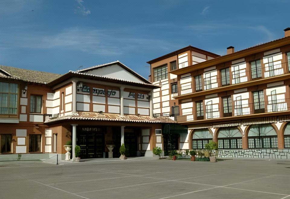hotel overview picture