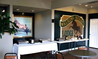 Walking Horse Lodge