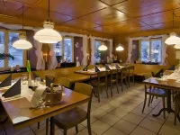 Hotel Gasthaus Hirschen Hotel di Dottingen
