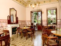 Hotel la Vila - فطور