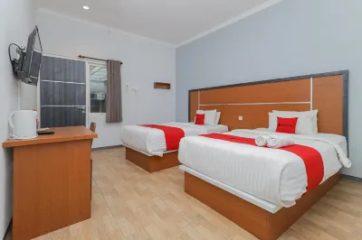 RedDoorz Plus at Swun Stay Raya Langsep Hotell i Bandungrejosari