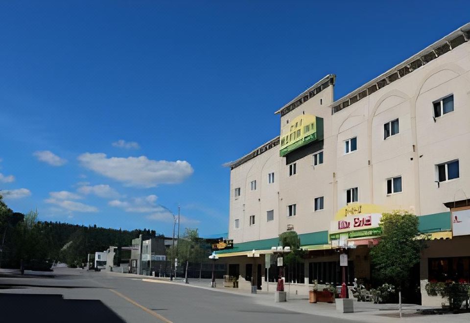 hotel overview picture