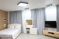 Hoengseong Dalbit Tourist Farm Pension Hotels near Cheongsolmug