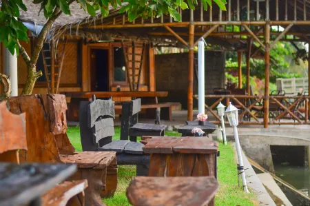 Shane Josa Resort Отели в г. Pangandaran Regency