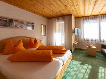 Atlantis Apartments Отели в г. Замнаун