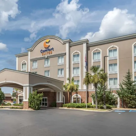 Comfort Suites Airport