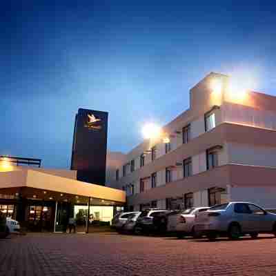 Hotel le Canard Lages Hotel Exterior