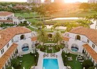 Bungalows at the Boca Raton - Bãi biển