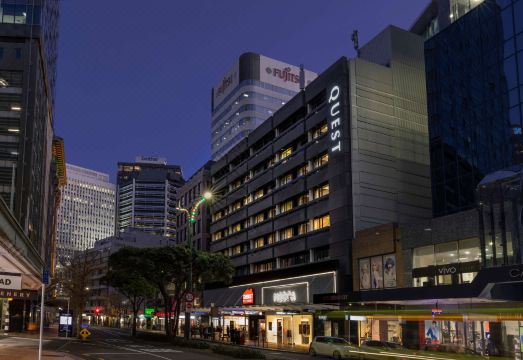 퀘스트 256 램턴의 모던한 외관 모습