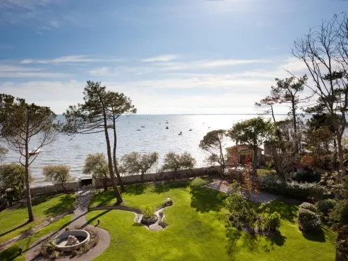 Villa la Tosca Hotels in Lanton