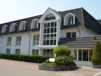 Ringhotel Klövensteen Hotels in der Nähe von Kirche am Fahlt Ev.-freikl.- Gemeinde