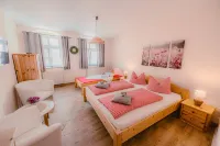 Pension Zur Kurfürstin Hotels in Wolkenstein