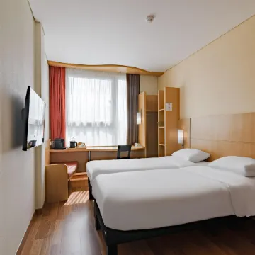 Ibis Kaunas Centre