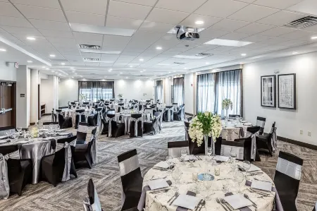 Hyatt Place Hampton Convention Center