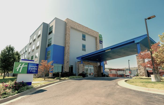 Holiday Inn Express & Suites TAHLEQUAH by IHG
