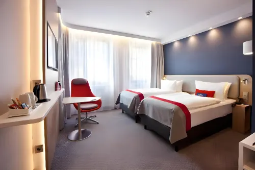 Holiday Inn Express SAARBRÜCKEN Hotels in Heusweiler