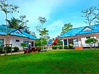 HaadSon Resort Hotels in Bang Saphan Noi