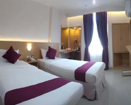 Grand Gallery Hotel Bukittinggi ブキティンギのホテル