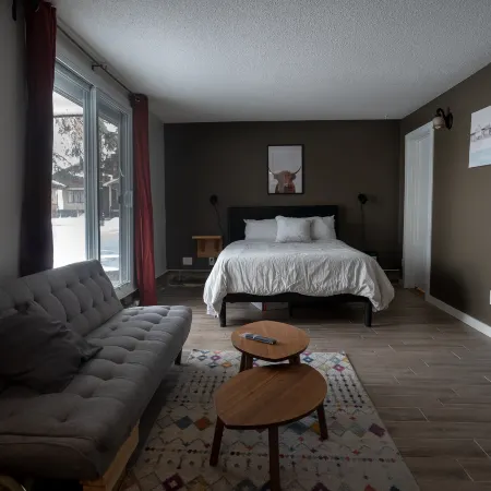 One Bedroom Condo Near Whyte Ave