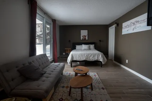 One Bedroom Condo Near Whyte Ave