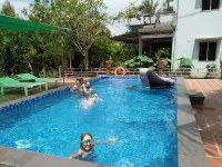 Quoc Phuong Riverside Homestay - ที่มีสระว่ายน้ำ