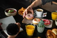 Moxy Utrecht - breakfast