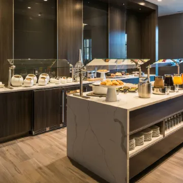 AC Hotel by Marriott Boston Cambridge