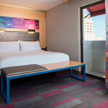 雅樂軒珊瑚山牆飯店 Frost School Of Music附近的飯店