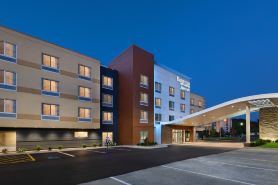 Fairfield Inn & Suites Lexington East/I-75