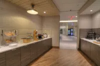 Fairfield Inn & Suites Gatlinburg Downtown - breakfast