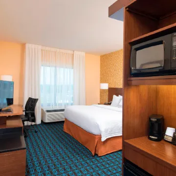 Fairfield Inn & Suites Jackson Clinton