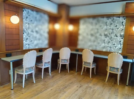 Hotel Sanko Takasaki Отели рядом со станцией JR Kita-Fujioka station