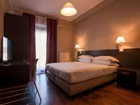 Hotel di Porta Romana Hotels near Brenta Station