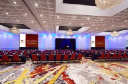 DoubleTree by Hilton Hotel Dallas Near the Galleria