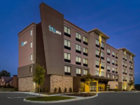 Tru by Hilton Hershey Chocolate Avenue Hotels in Hershey