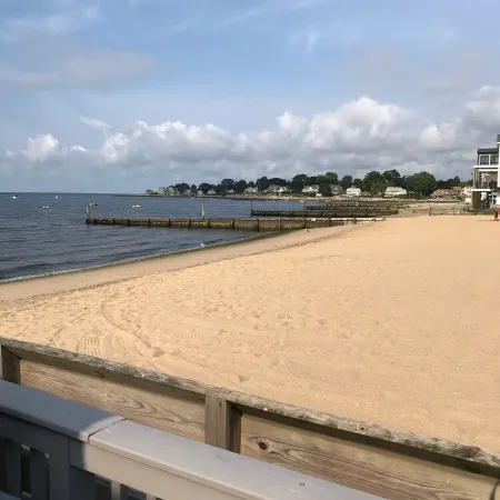 Oceanfront Oasis Spacious 3-Bedroom, 2-Bath Retreat for 12 Linens Included