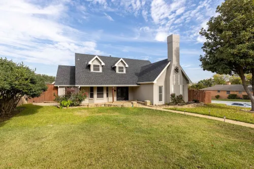 Spacious house near AT&T stadium