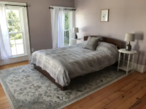 The Farmhouse - 15 minutes from Colgate Hotels in Chenango County