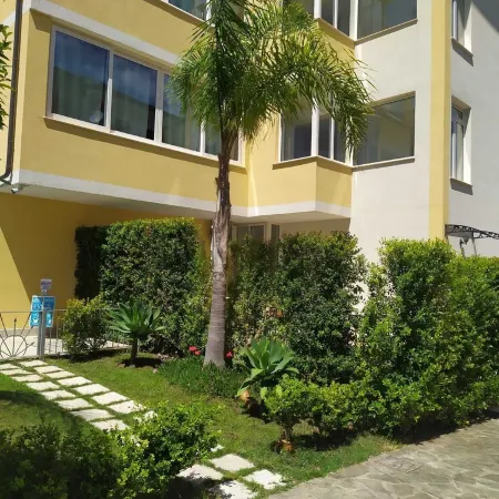Tropea confortable three-room apartment with POOL 3 minutes from the SEA