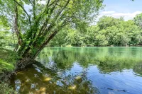 Cozy Retreat on the Obey River near Dale Hollow Lake