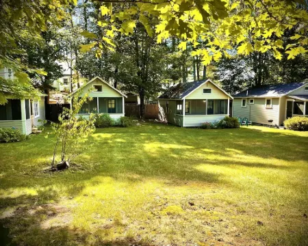 Studio Cottage Getaway Blossoms Cottage #5 Hotels in Bristol