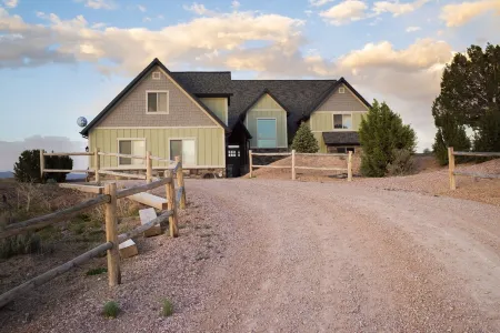 Closest House to Yuba Lake!