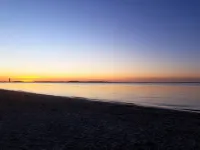 Modern, spacious vacation home - natural beach, space & tranquillity, fireplace Hotels in Dassow