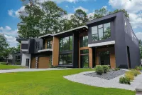 LUXE Living/10,000+sqft/Mins to DT Atlanta! Các khách sạn gần Atlanta Silverbacks Park