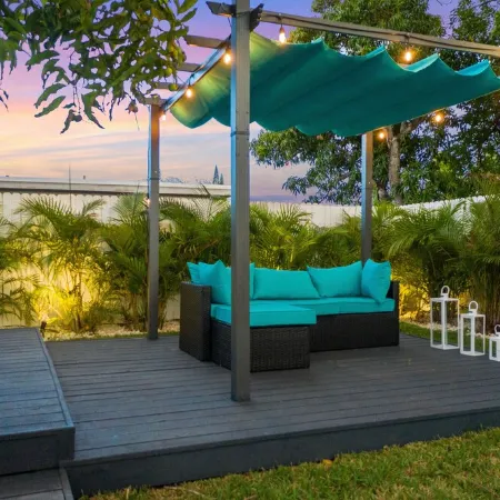 ★NEW★ Double King Modern Villa. Hot Tub/Bar.